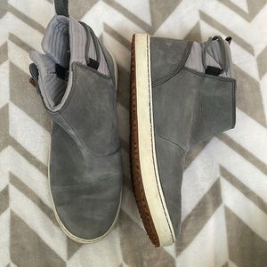 Women’s LL Bean Women’s Mountainside Toggle Boots